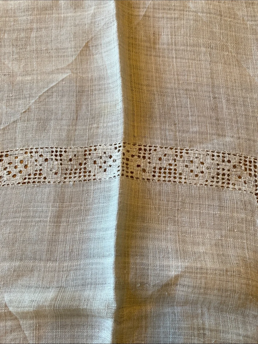 White Embroidered Square Linen Tablecloth Matching Napkin Set‎ Classic Home
